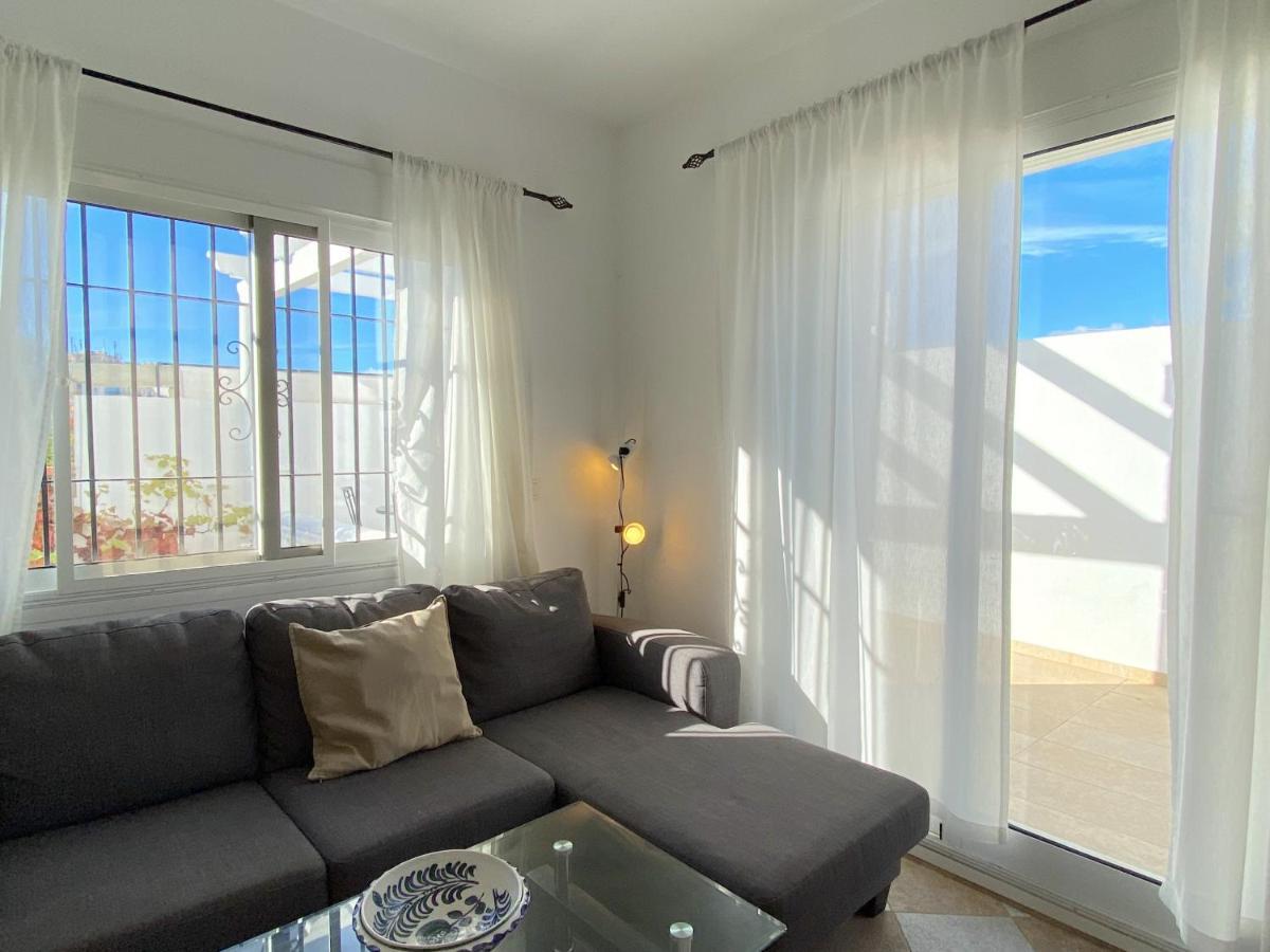 Villa Sandra Little Haven Apartment เนร์คา ภายนอก รูปภาพ