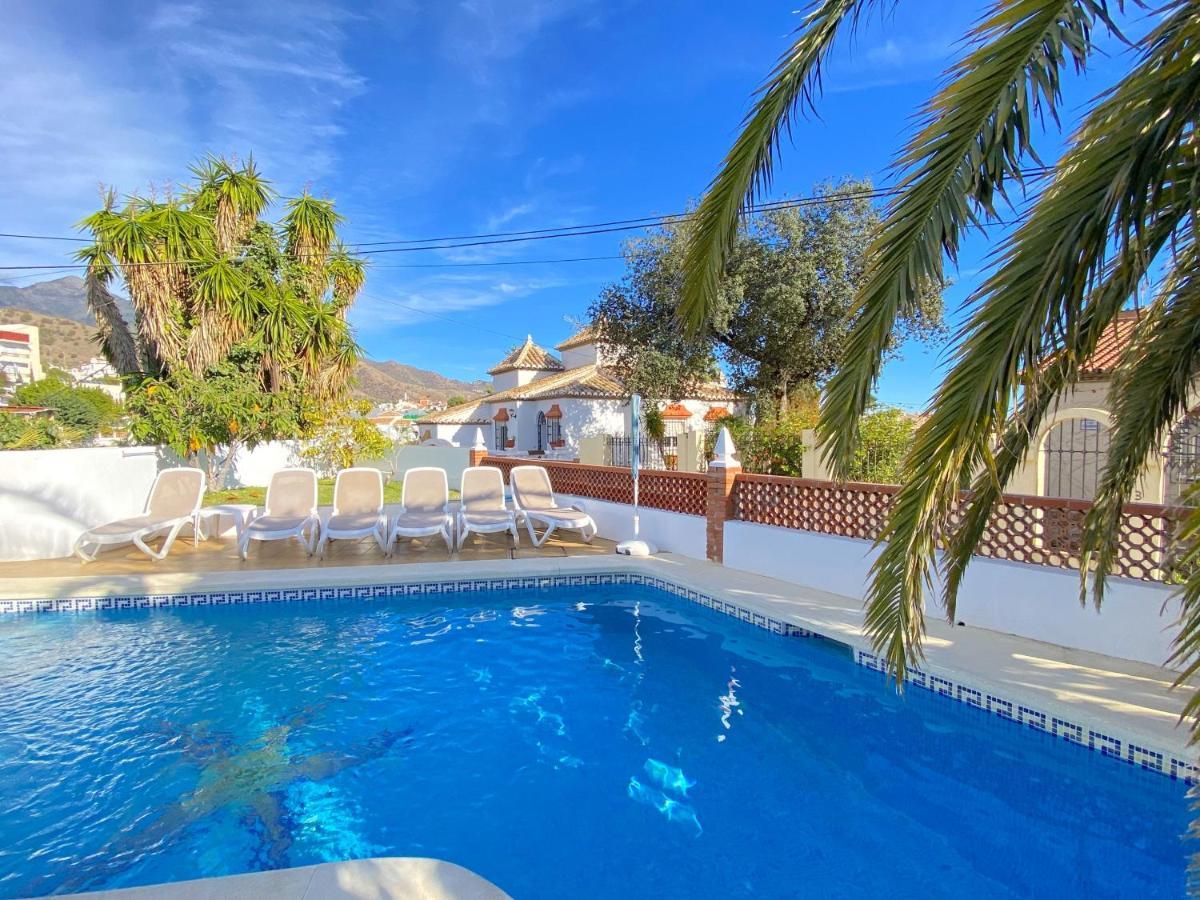 Villa Sandra Little Haven Apartment เนร์คา ภายนอก รูปภาพ